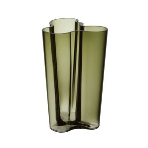 1Alvar Aalto vase moss green